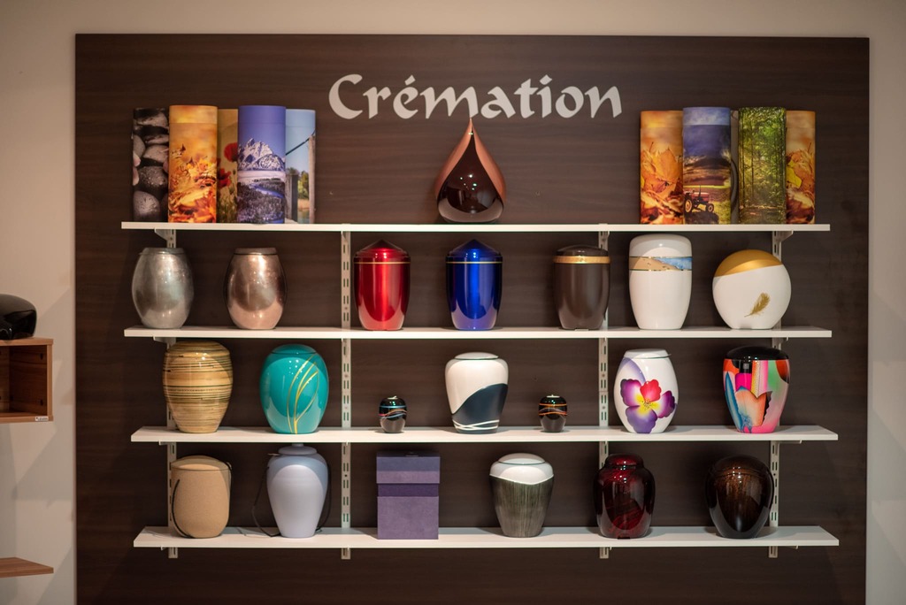 differents types des urnes funeraires